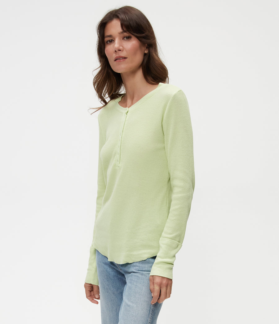 Regan Thermal Henley Tee in Dewdrop Green Side View #DEWDROP