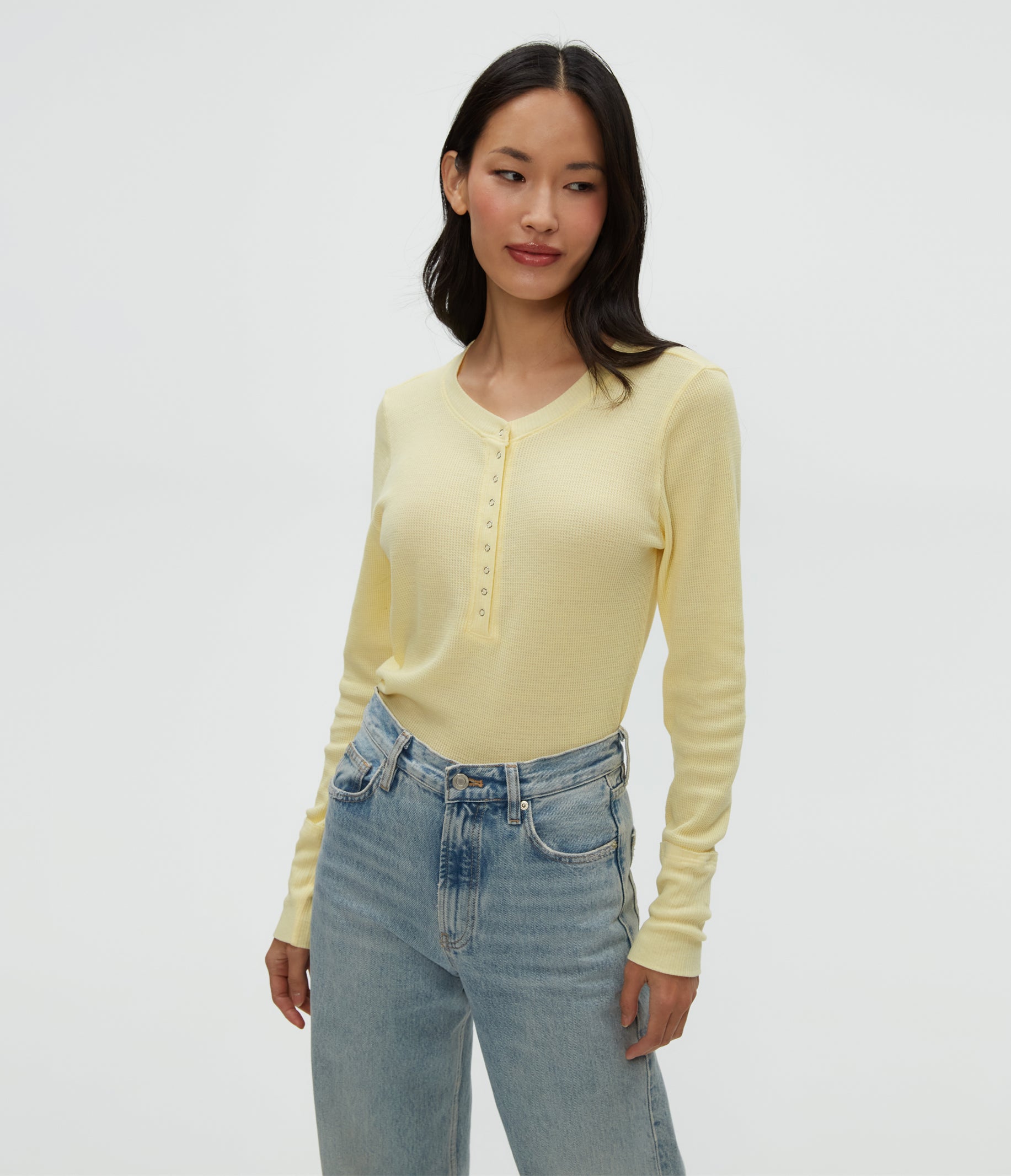 (取寄) マイケル スターズ レディース リーガン ヘンリー Michael Stars women Regan Henley White Regan Thermal Henley Tee