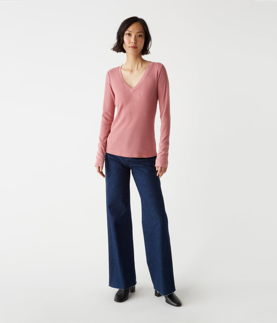 Romeo Thermal V-Neck Tee in Berrywood Pink Full Body View #BERRYWOOD