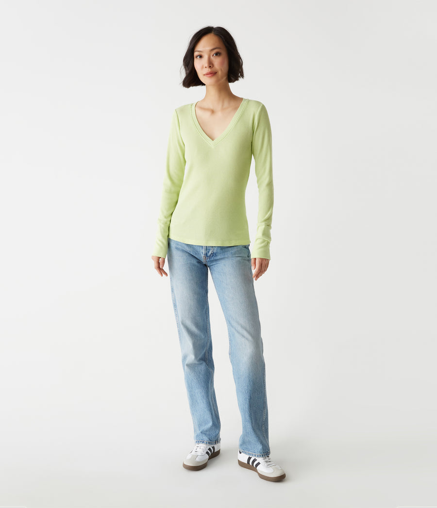Romeo Thermal V-Neck Tee in Dewdrop Green Full Body View #DEWDROP