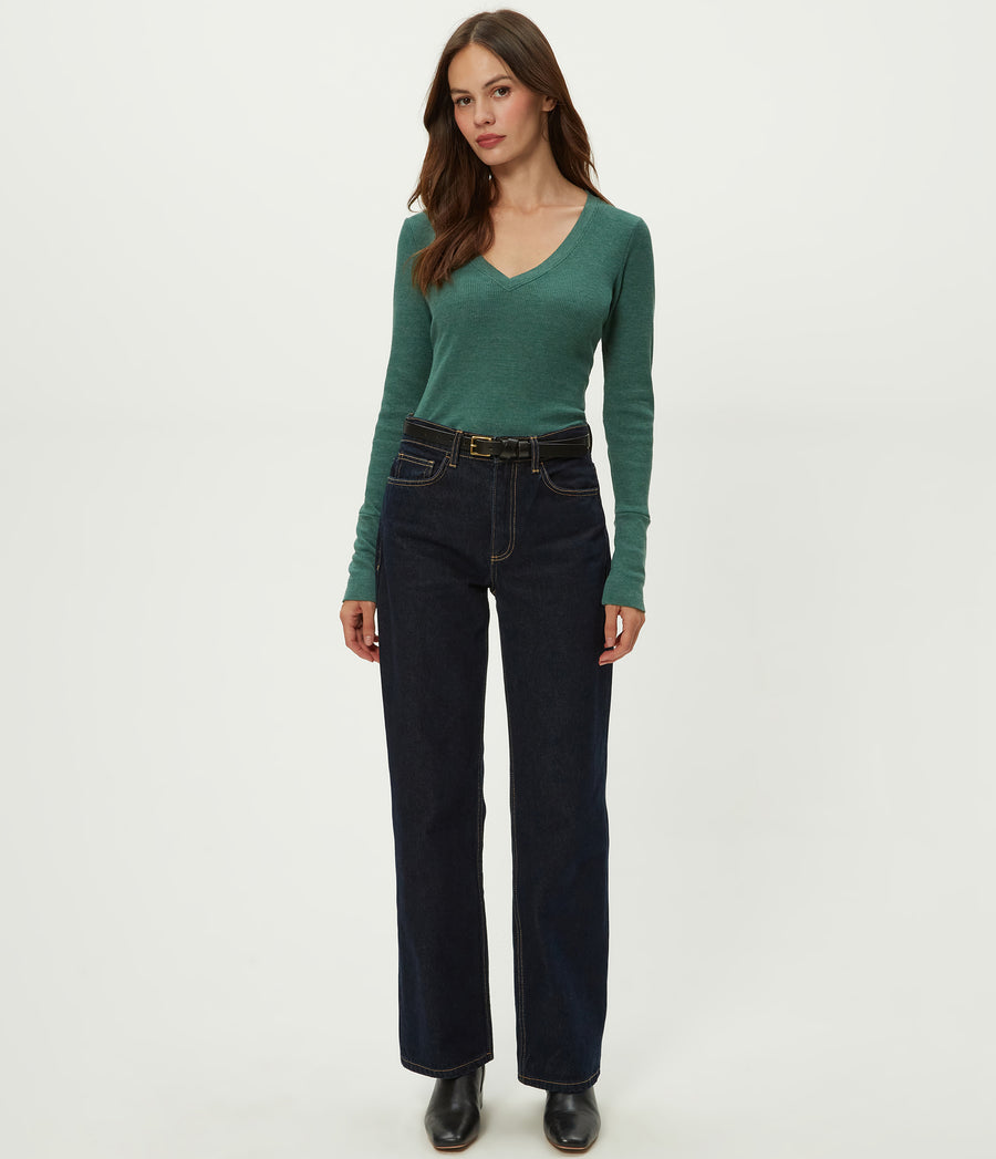 Romeo Thermal V-Neck Tee in Emerald GREEN Full Body View #EMERALD
