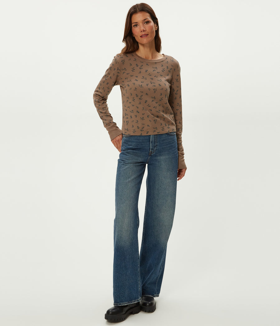 Palmer Printed Cropped Tee in Cobblestone Brown Full Body View #COBBLESTONE