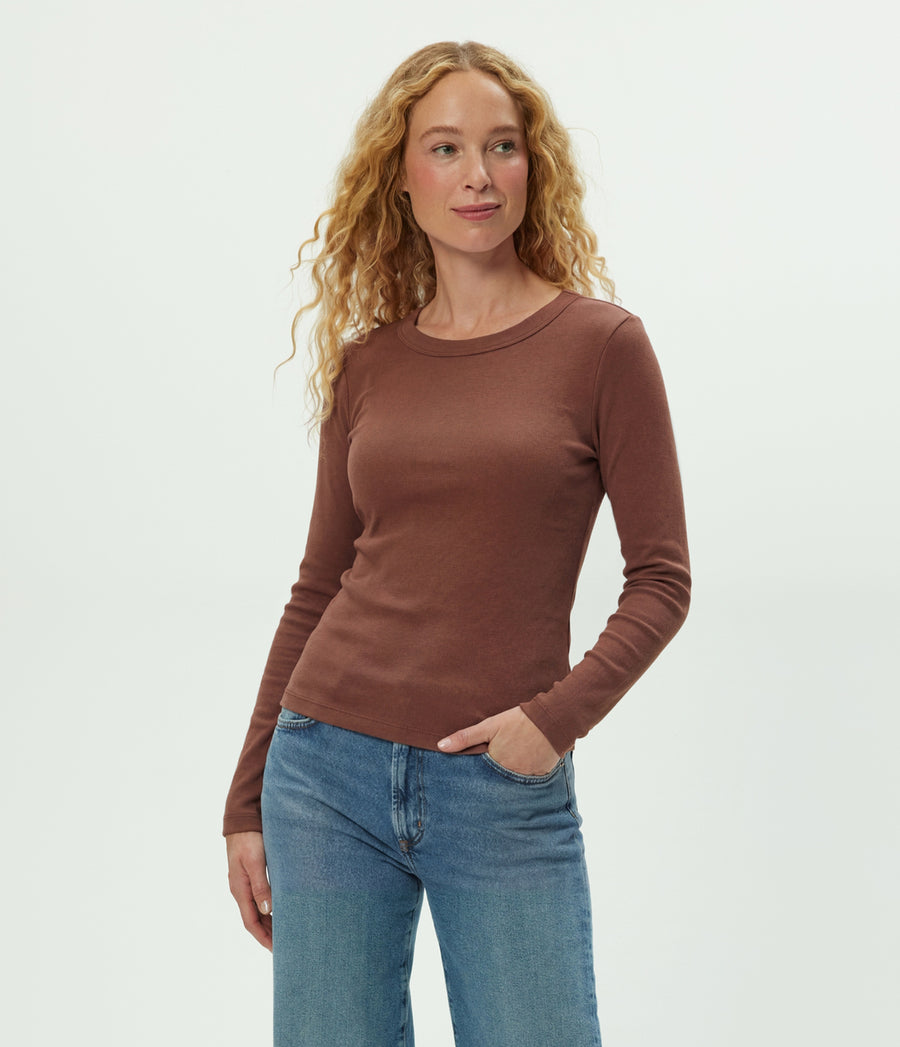 Nori Tee in BARK BROWN Full Body View #BARK