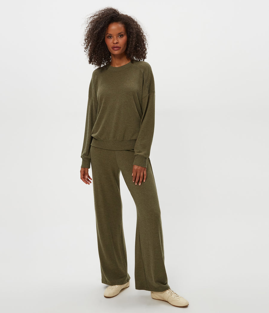 Jones Wide Leg Pant in TOPIARY GREEN Full Body View #TOPIARY