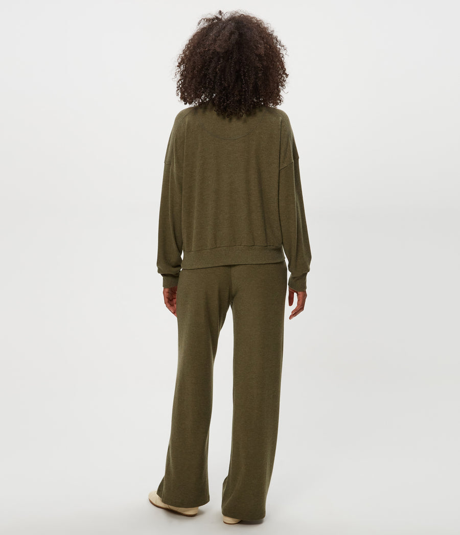 Jones Wide Leg Pant in TOPIARY GREEN Back View #TOPIARY