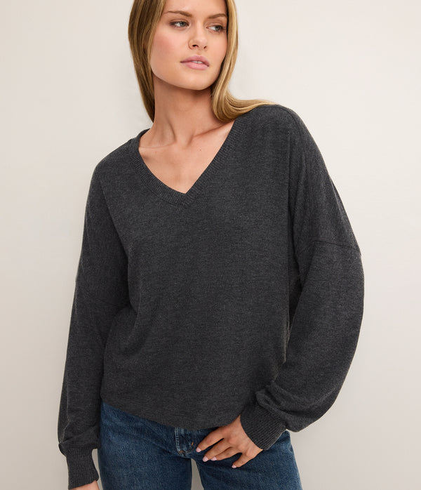 Vic V-Neck Pullover