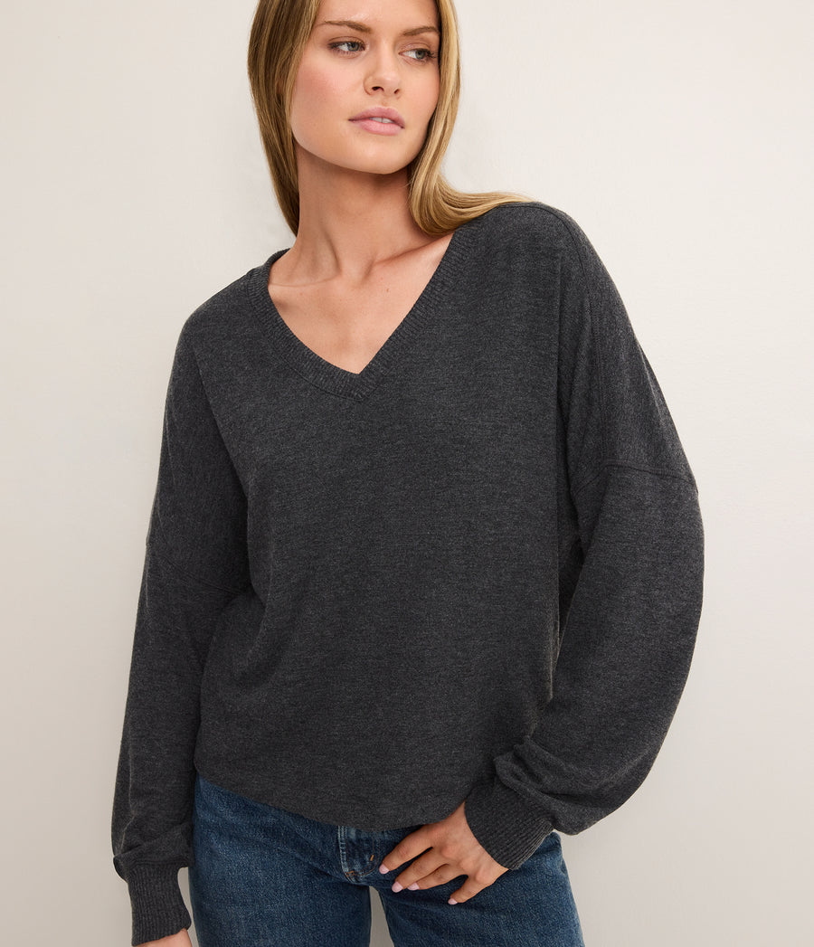 Vic V-Neck Pullover