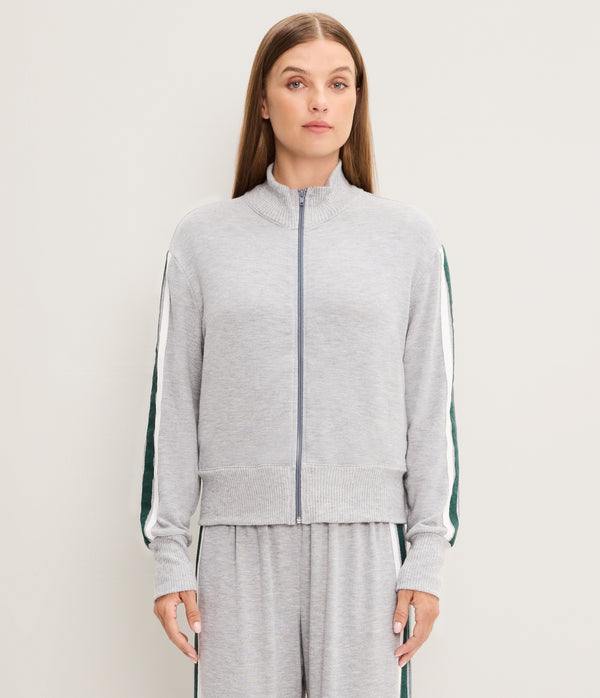 #HEATHER GREY