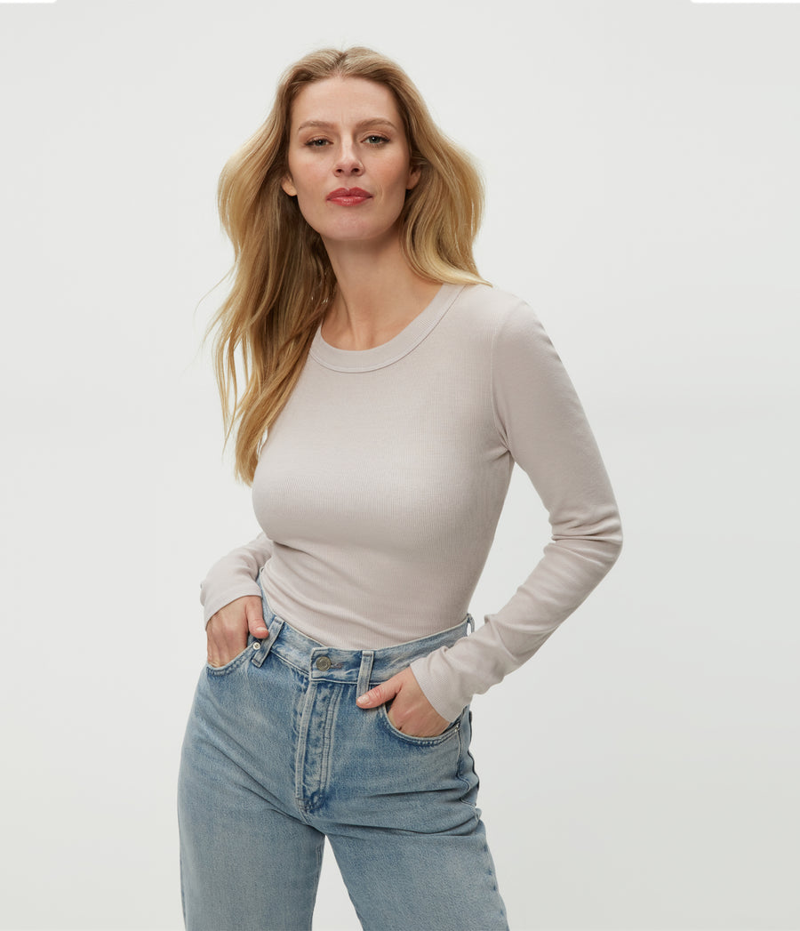 Zola Ribbed Tee in Cement  Close Up View #CEMENT