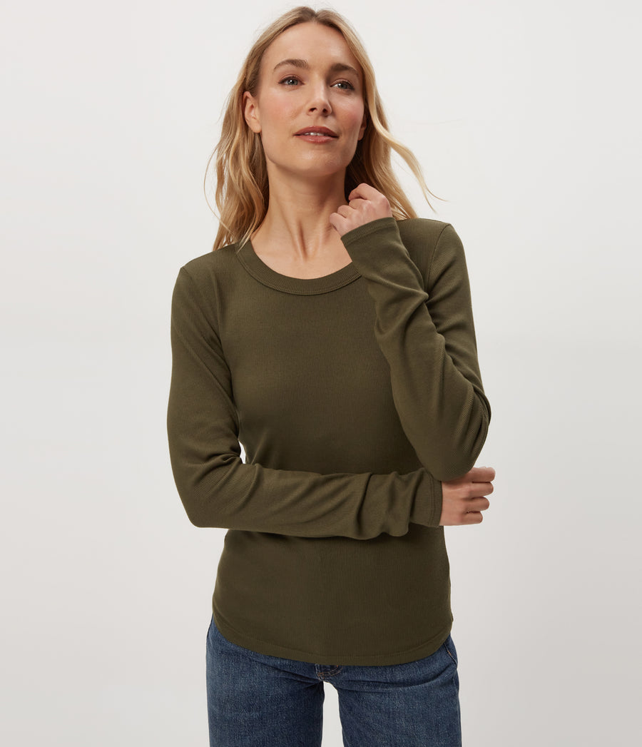Zola Ribbed Tee in TOPIARY GREEN Full Body View #TOPIARY
