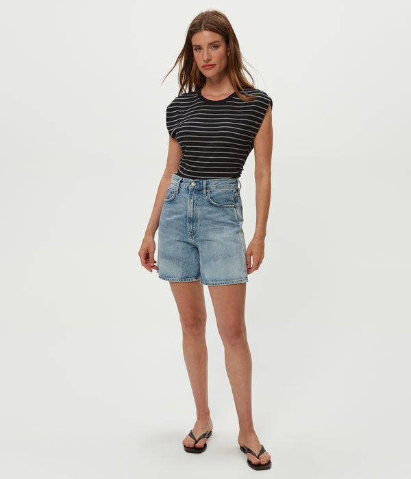 Joni Striped Power Shoulder Tee in Black Striped Heather Grey Full Body View #BLACK STRIPE