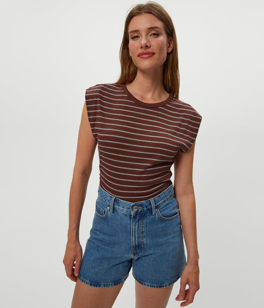 Joni Striped Power Shoulder Tee in ESPRESSO Brown Striped Heather Grey Close Up View #ESPRESSO STRIPE