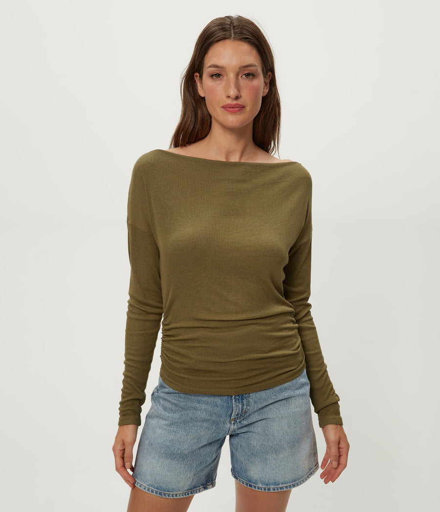Journey Long Sleeve Tee in CAPER Green Close up View #CAPER