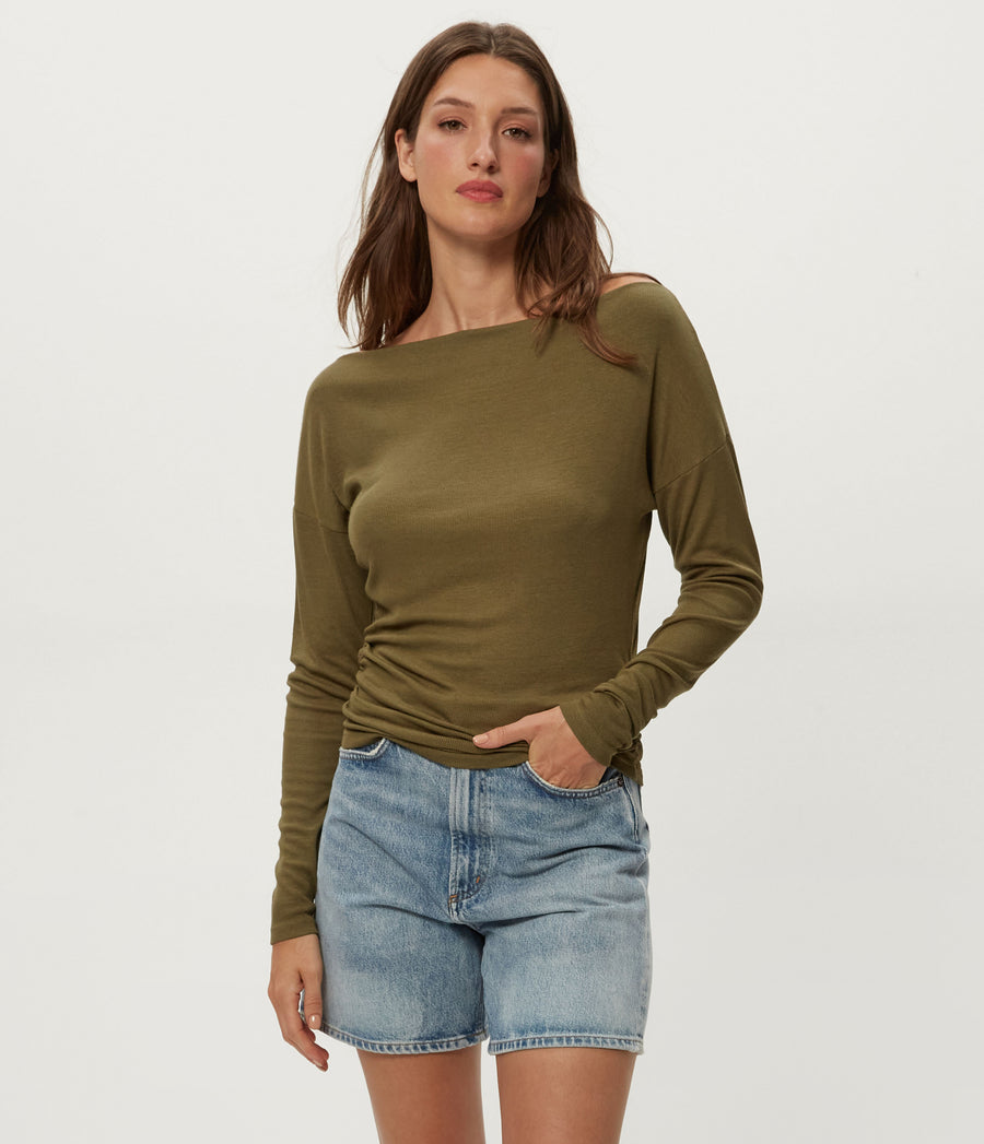 Journey Long Sleeve Tee in CAPER Green Close up View #CAPER