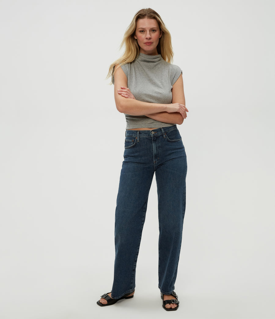 Amara Power Shoulder Tee in Heather Grey Grey Full Body View #HEATHER GREY
