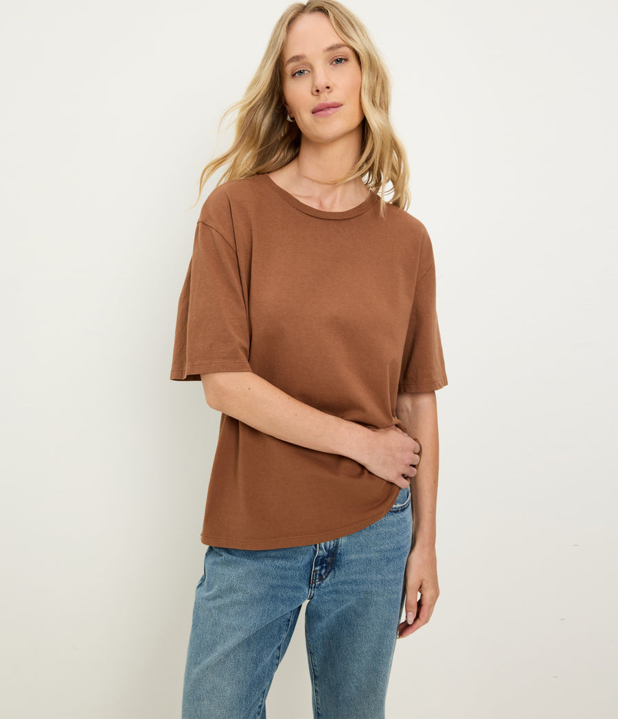 Kennedy Boyfriend Tee in BARK BROWN Close up View #BARK
