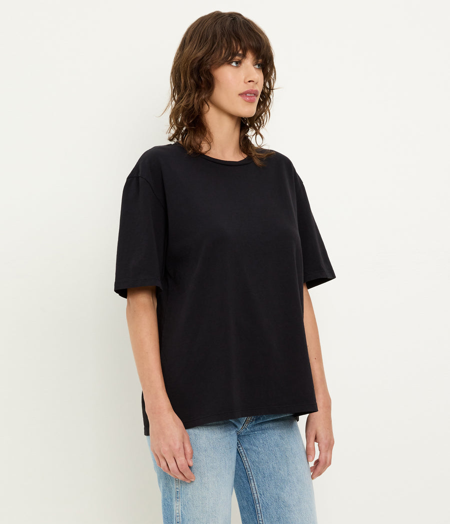 Kennedy Boyfriend Tee in Black Side View #BLACK