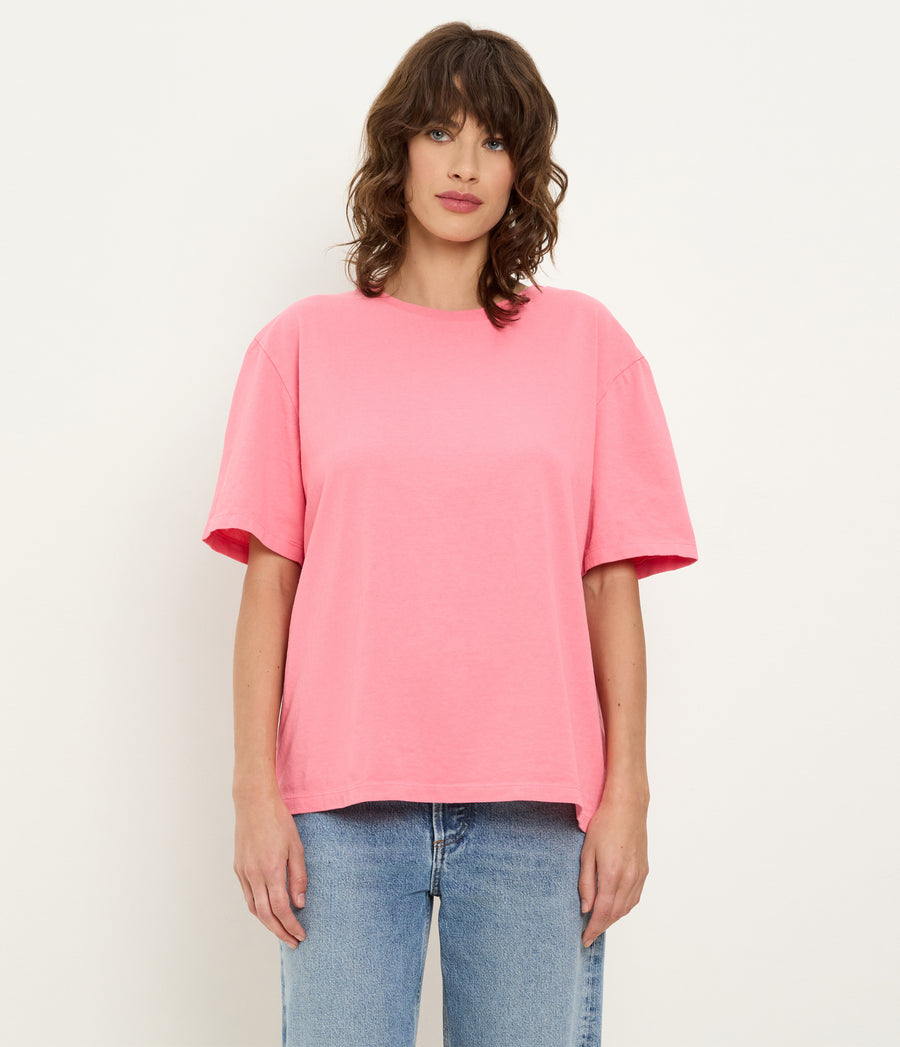 Kennedy Boyfriend Tee in DRAGONFRUIT Pink Close Up View #DRAGONFRUIT