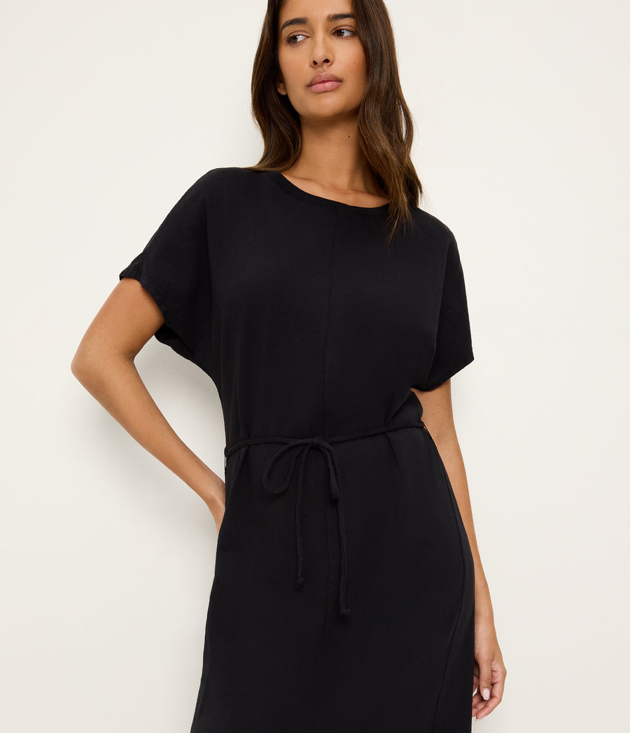 Evangeline Midi Dress in Black Close up View#BLACK