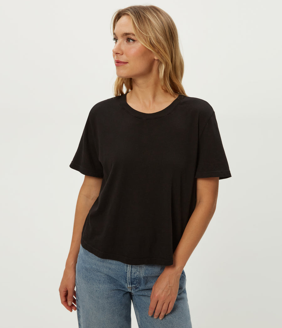 Blake Cropped Tee in Black Close up View #BLACK
