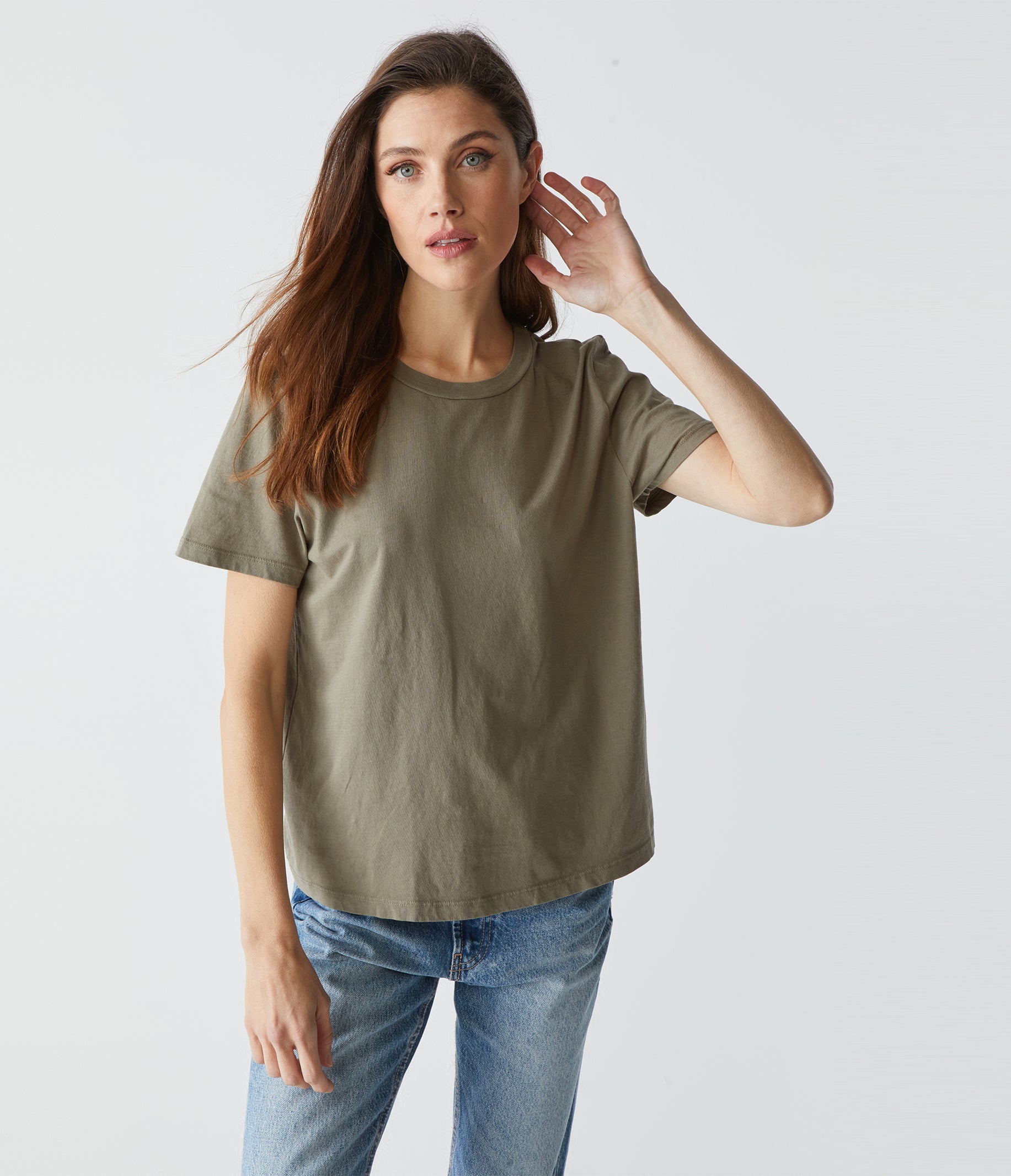 (取寄) マイケル スターズ レディース ベッカ ショート スリーブ クルー ネック ティー Michael Stars women Becca Short Sleeve Crew Neck Tee Terra Becca Tee