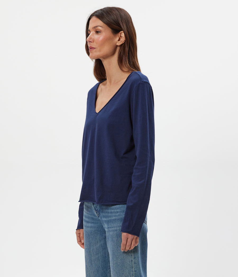 Kailee V-Neck Long Sleeve Tee in Nocturnal Side View #NOCTURNAL