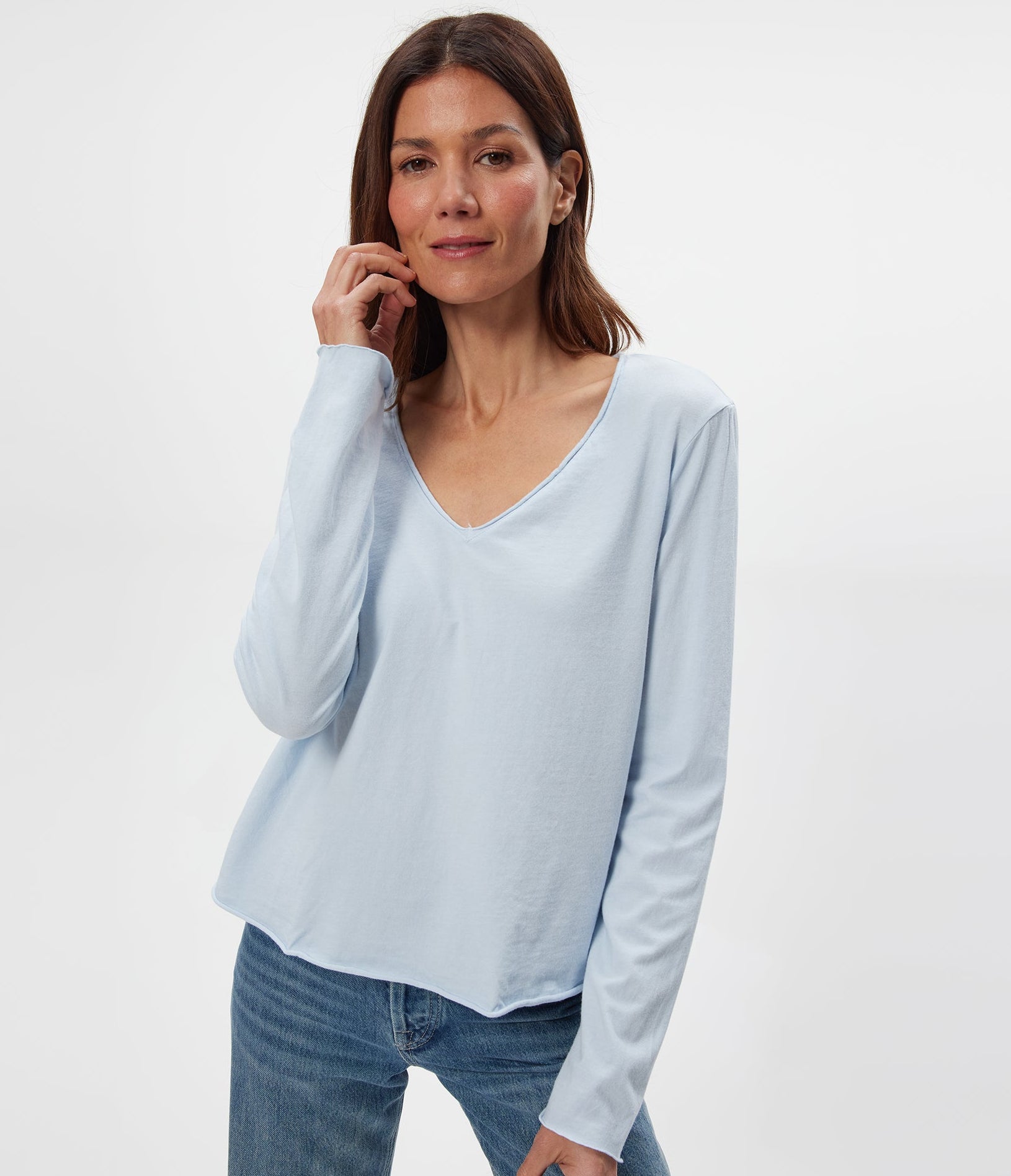 Kailee V-Neck Long Sleeve Tee