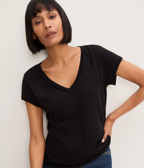 Baxter V-Neck Tee