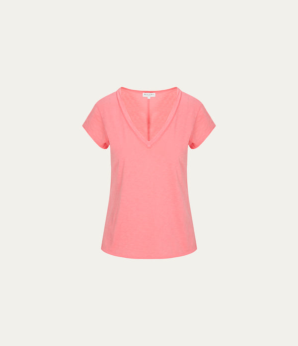 Baxter V-Neck Tee in CORAL SHERBET PINK Close up View #CORAL SHERBET