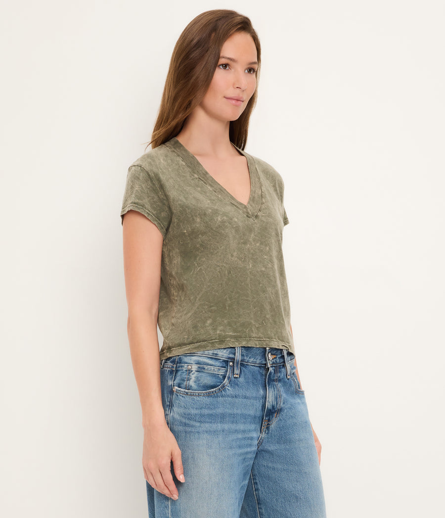 Harlan Mineral Wash Cropped V-Neck Tee CAPER / XL #CAPER