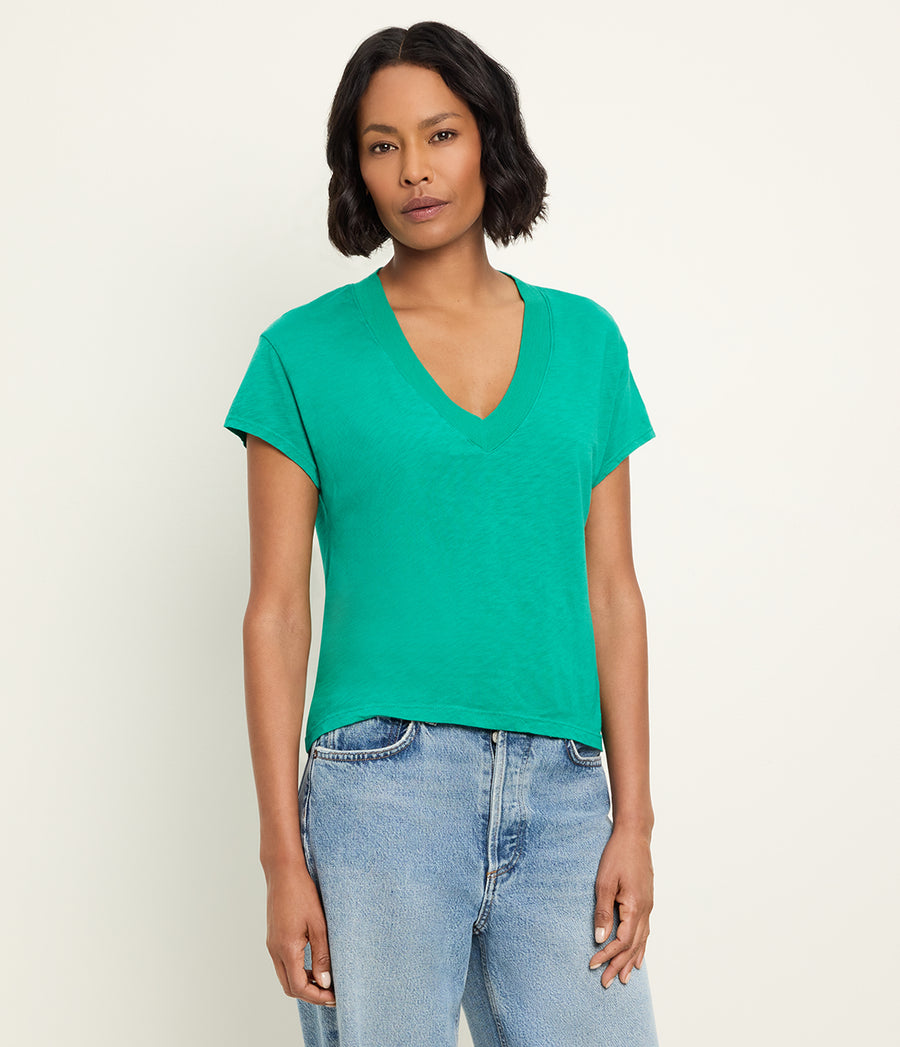 Harlan Cropped V-Neck Tee in MALDIVES Green Close up View #MALDIVES