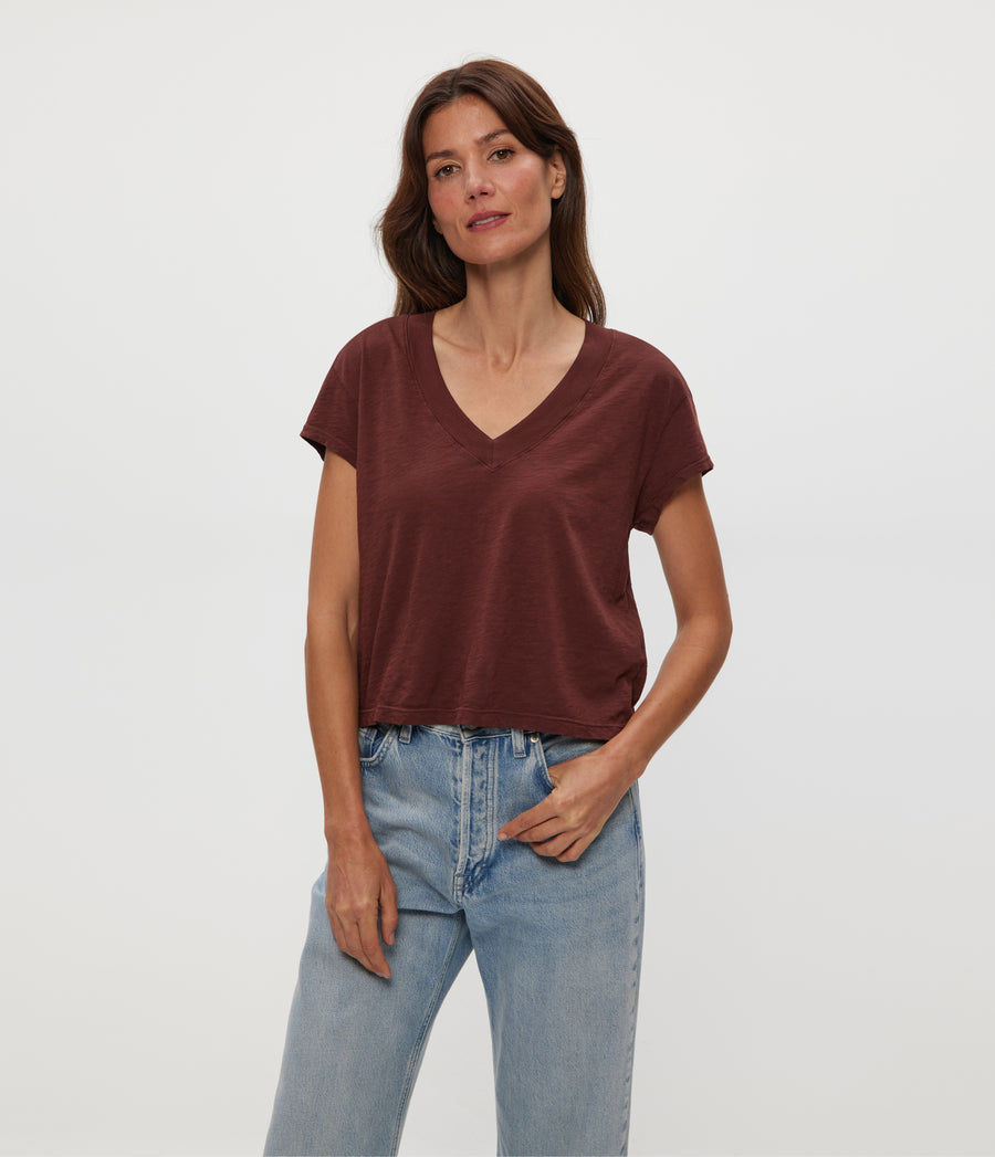 Harlan Cropped V-Neck Tee in ESPRESSO Brown Close Up View #ESPRESSO