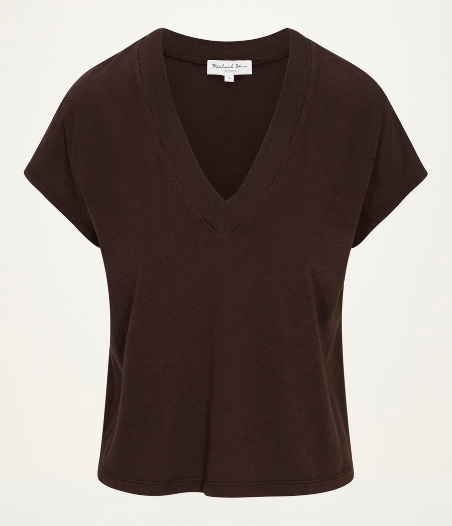 Harlan Cropped V-Neck Tee in Java Brown Close Up View #JAVA
