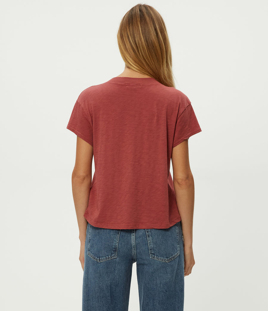 Harlan Cropped V-Neck Tee in MUSE ORANGE Combo Back View #MUSE
