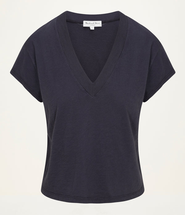 Harlan Cropped V-Neck Tee in Oxide Grey  Close up View #OXIDE