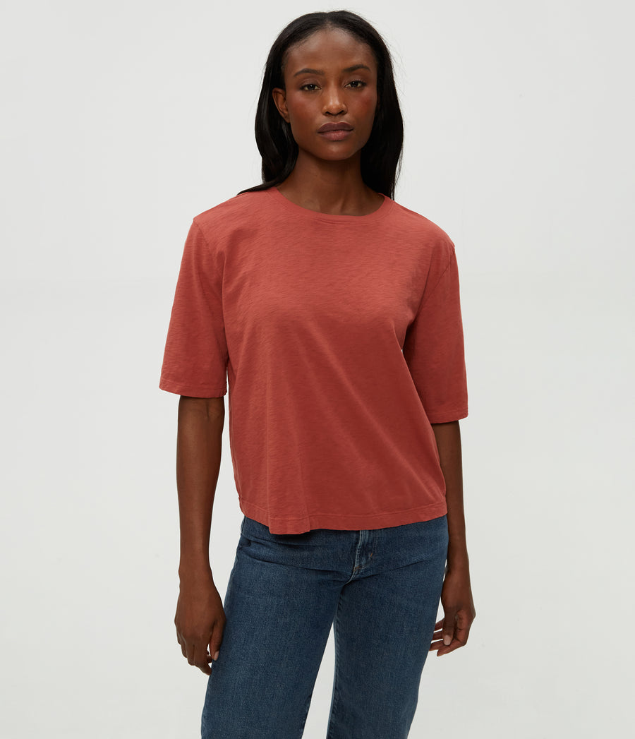 Reid Oversized Crew in MUSE ORANGE Combo Close up View #MUSE