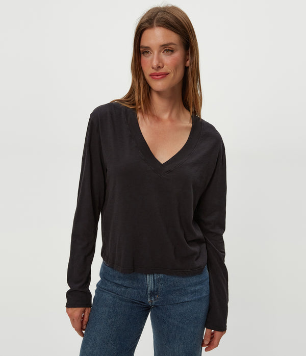 Brea Cropped V-Neck Tee in Black Close up View #BLACK