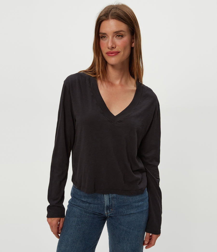 Brea Cropped V-Neck Tee in Black Close up View #BLACK