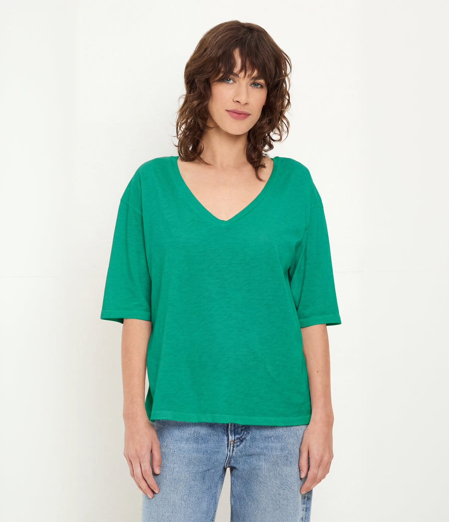 Liam V-Neck Tee in MALDIVES Green Full Body View #MALDIVES
