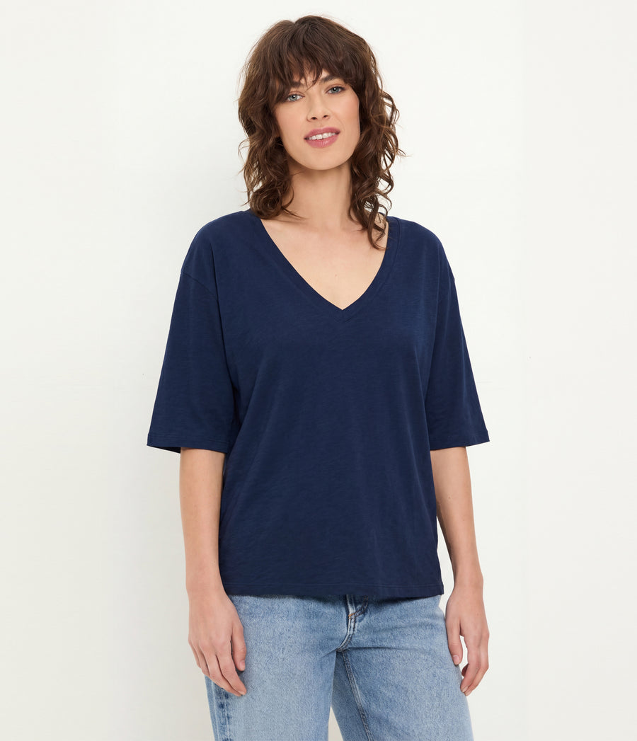 Liam V-Neck Tee in Nocturnal Blue Side View #NOCTURNAL