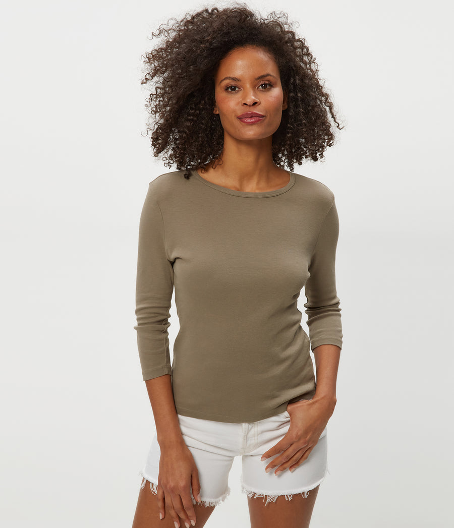 Dakota 3/4 Sleeve Tee  in Olive Green Close up View #OLIVE