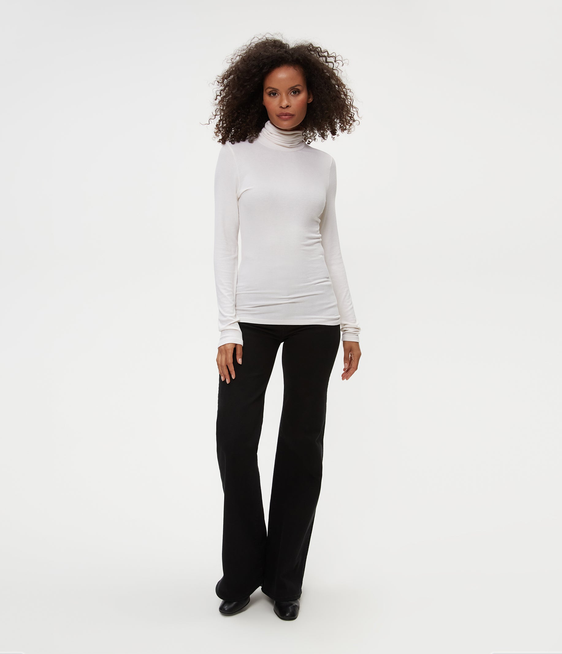Turtleneck with writing on neck hotsell