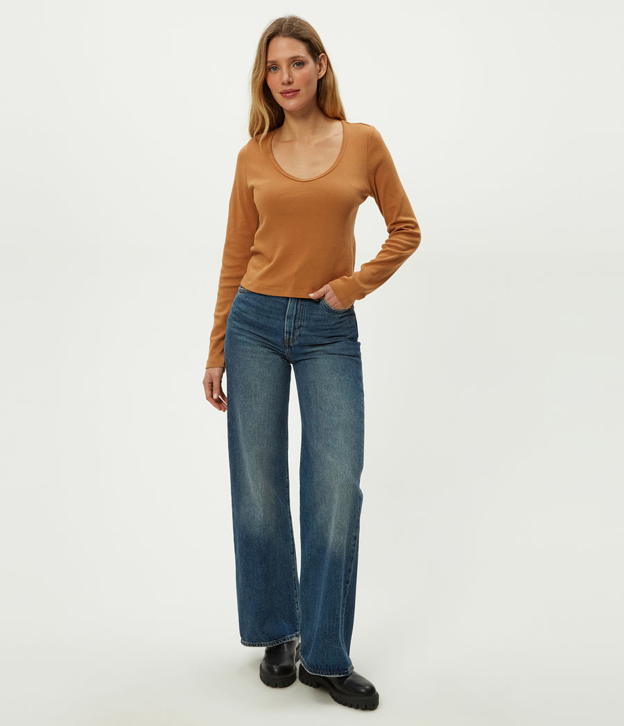Lizzie V-Neck Long Sleeve Tee in Cumin Brown Full Body View #CUMIN