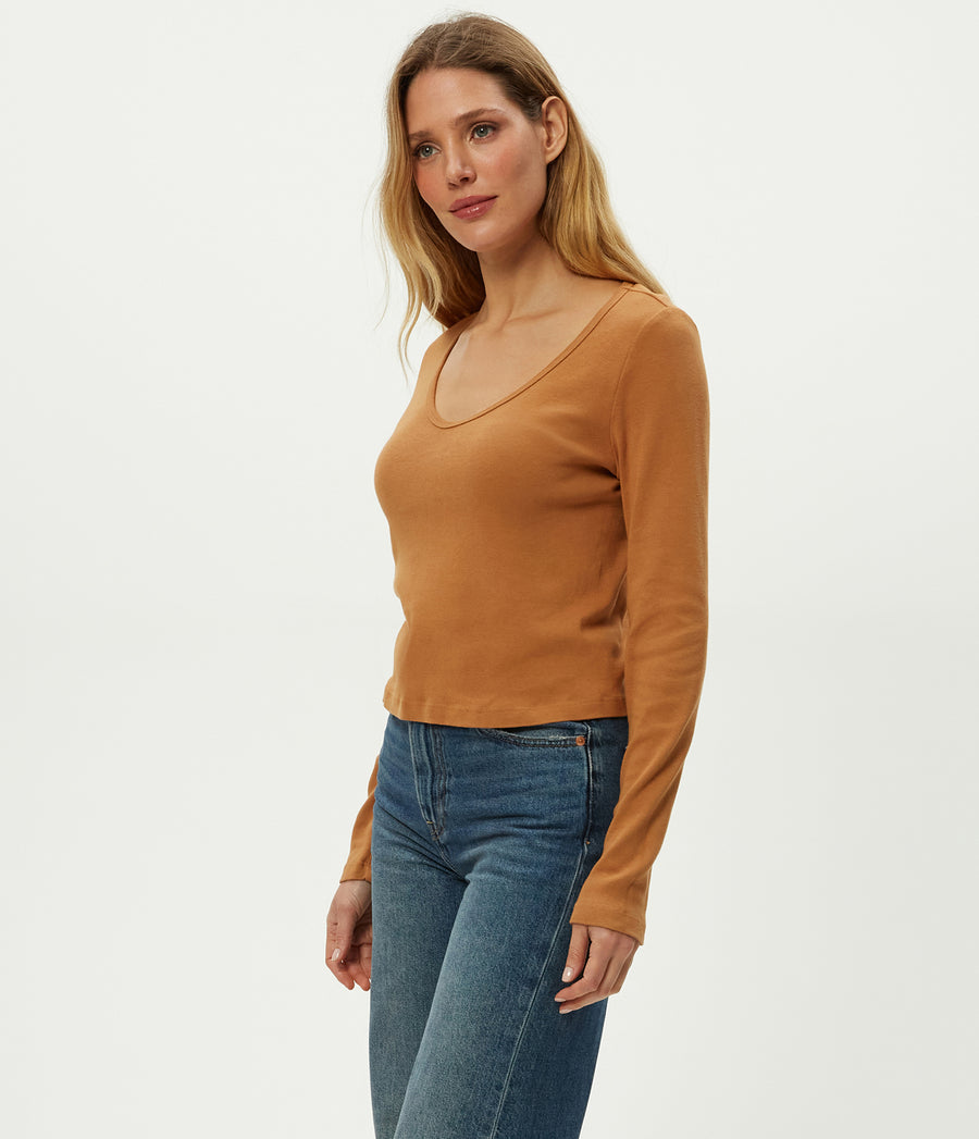 Lizzie V-Neck Long Sleeve Tee in Cumin Brown Side View #CUMIN