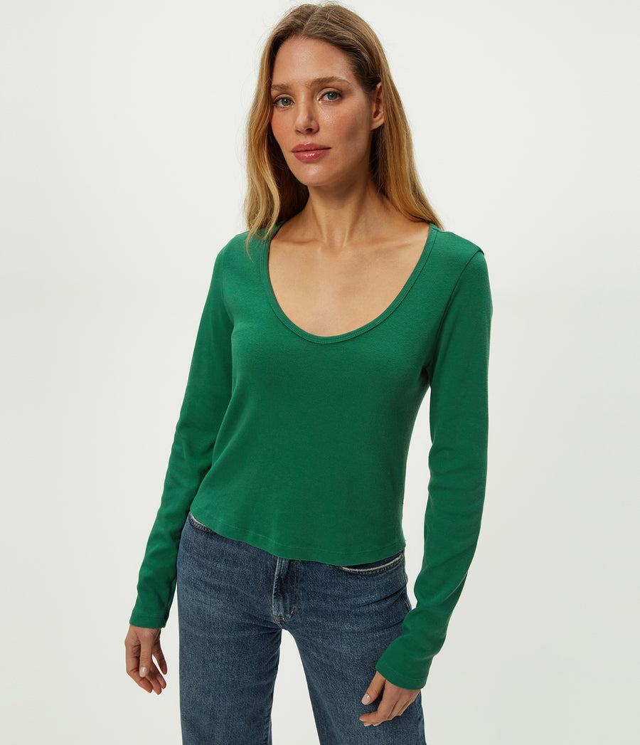 Lizzie V-Neck Long Sleeve Tee in Emerald GREEN Close up View #EMERALD
