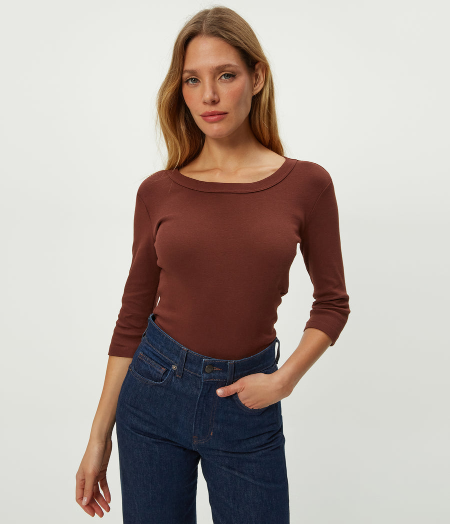Dot 3/4 Sleeve Tee in ESPRESSO Brown Close Up View #ESPRESSO
