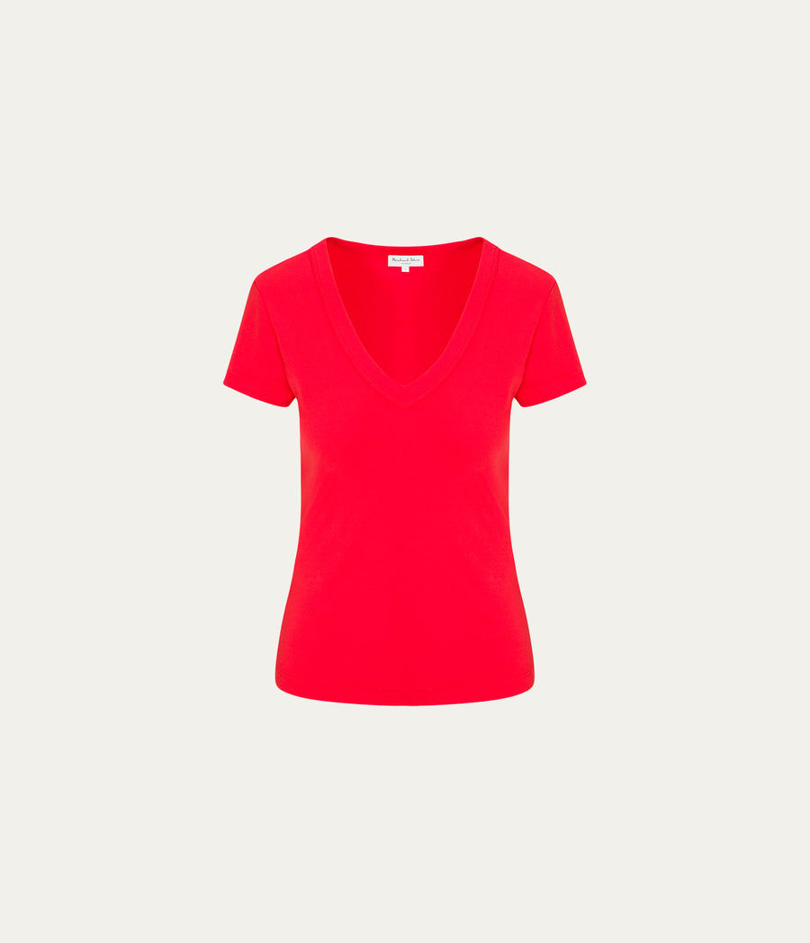 Nikki V-Neck Tee in SAMBA RED Close up View #SAMBA