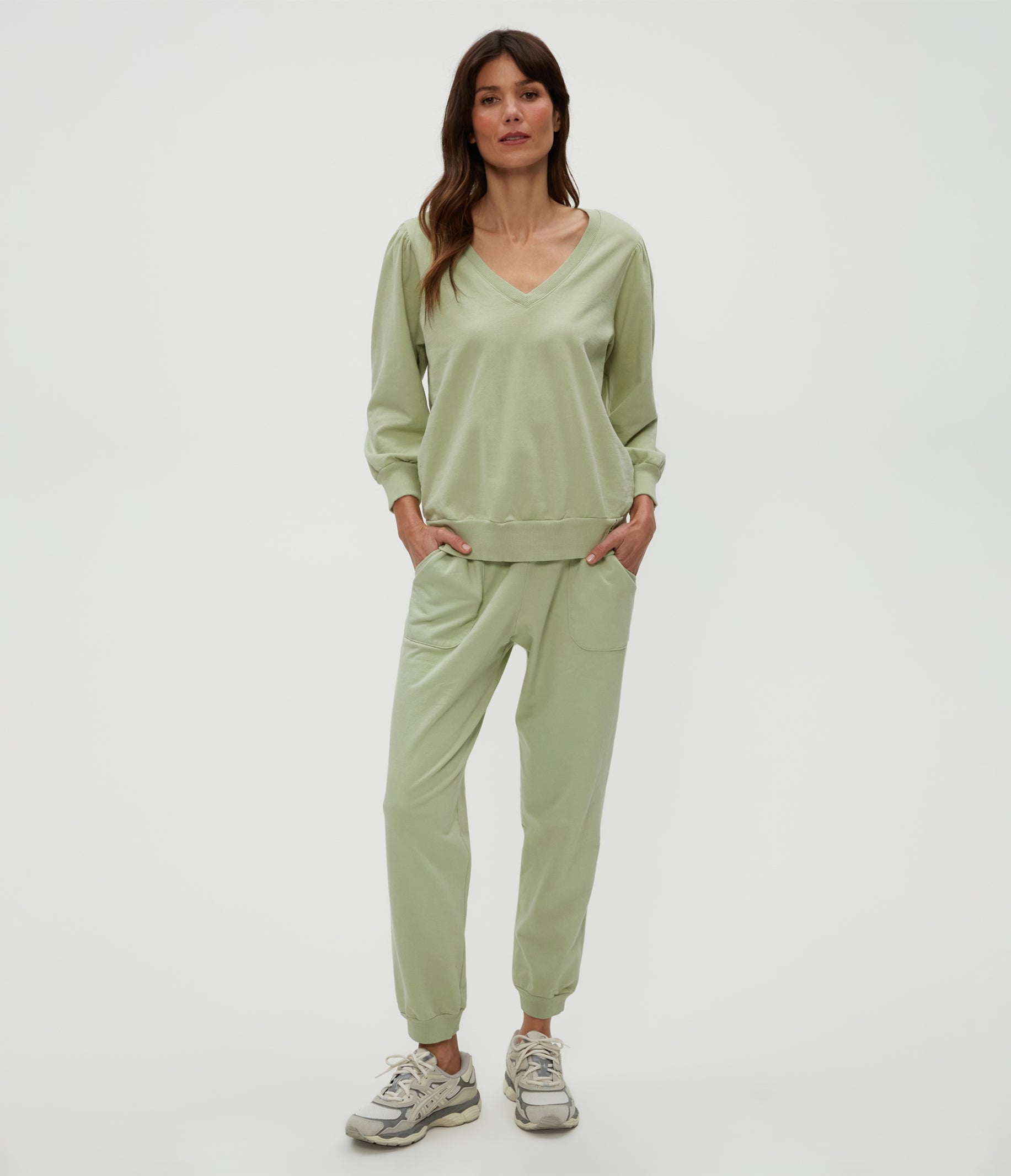 Kit V-Neck Sweatshirt