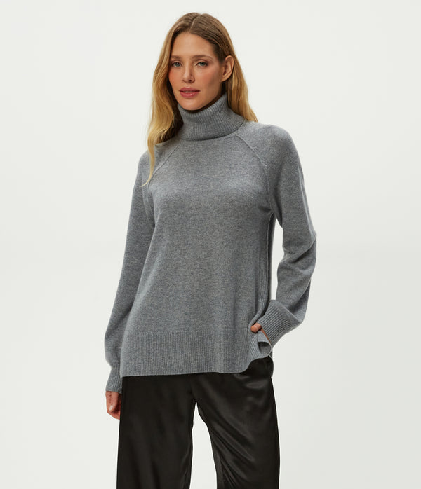 Tegan Cashmere Turtleneck in Heather Grey Grey Close Up View #HEATHER GREY