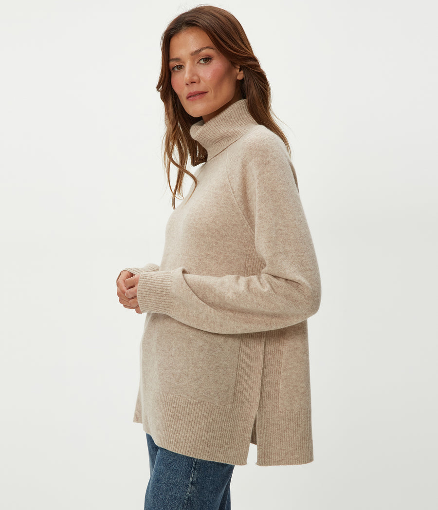 Tegan Cashmere Turtleneck in Heather Oatmeal Beige Side View #HEATHER OATMEAL